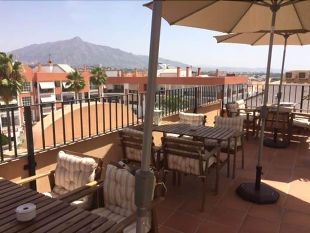 Hotel Dona Catalina 3*